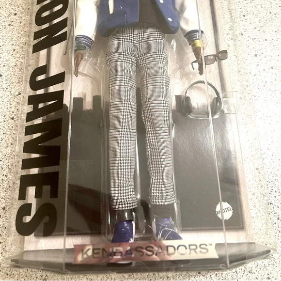 Mattel Kenbassador LeBron James Doll NIB IN HAND! - Picture 3 of 11